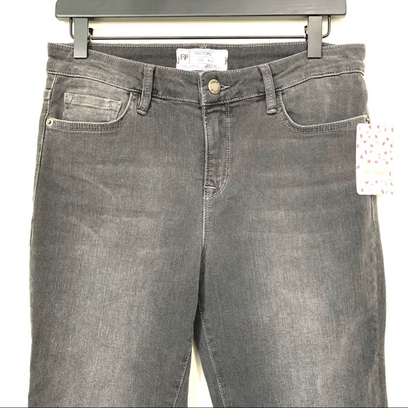 Free People Black Frayed Hem Jeans NWT-29 - Picture 4 of 12